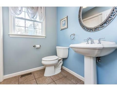 175 Whippoorwill Dr, Raynham, MA 02767 photo 10