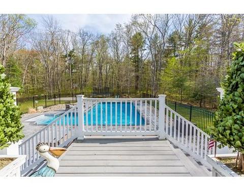 175 Whippoorwill Dr, Raynham, MA 02767 photo 23