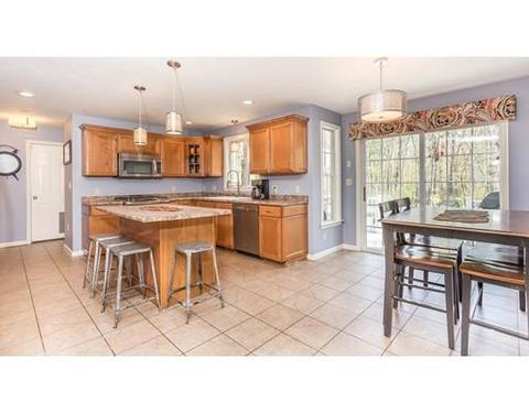 175 Whippoorwill Dr, Raynham, MA 02767 photo 6