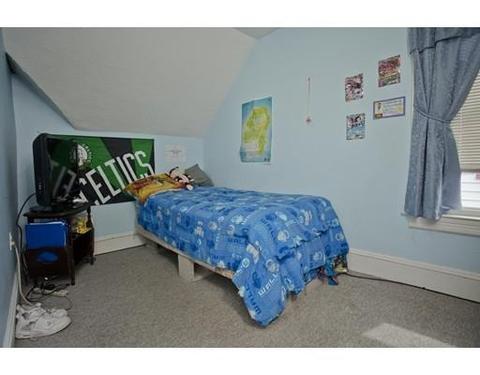 27 Governor St, Springfield, MA 01104 photo 9