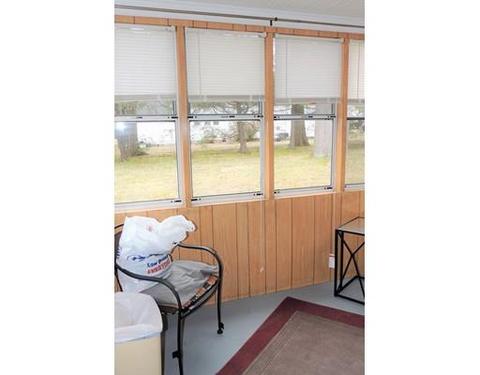 52 Carnavon Cir, Springfield, MA 01109 photo 13