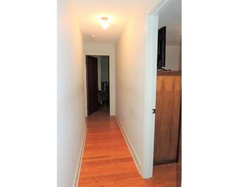 52 Carnavon Cir, Springfield, MA 01109 photo 8