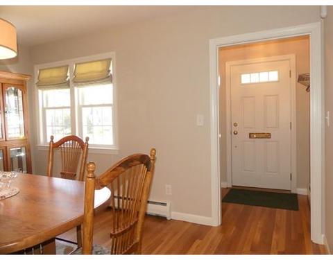 7 Marion Ave, Andover, MA 01810 photo 5