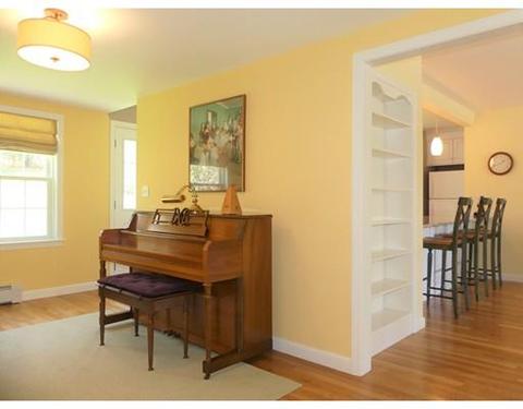 7 Marion Ave, Andover, MA 01810 photo 17