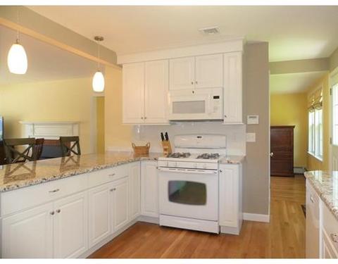 7 Marion Ave, Andover, MA 01810 photo 8