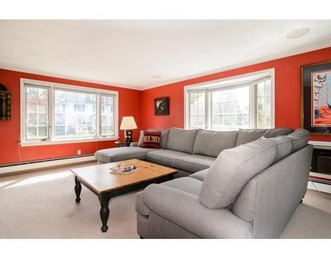 323 Nehoiden St, Needham, MA 02492 photo 8