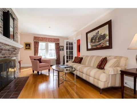 323 Nehoiden St, Needham, MA 02492 photo 3