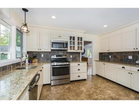 17 Ellis Dr, Worcester, MA 01609 photo 13