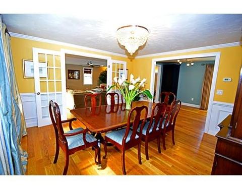 124 Forest St, Worcester, MA 01609 photo 8