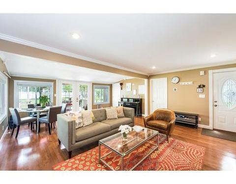 39 Beverly Rd, Natick, MA 01760 photo 2