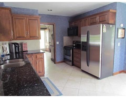 16 Devon Rd, Leominster, MA 01453 photo 4