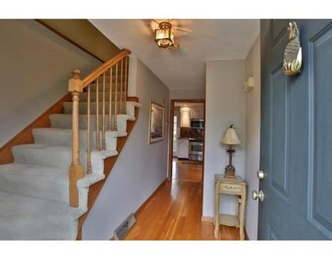 28 Davis Ln, Reading, MA 01867 photo 6