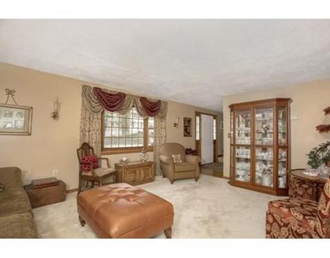 28 Davis Ln, Reading, MA 01867 photo 18