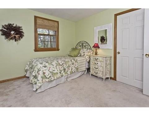 28 Davis Ln, Reading, MA 01867 photo 25