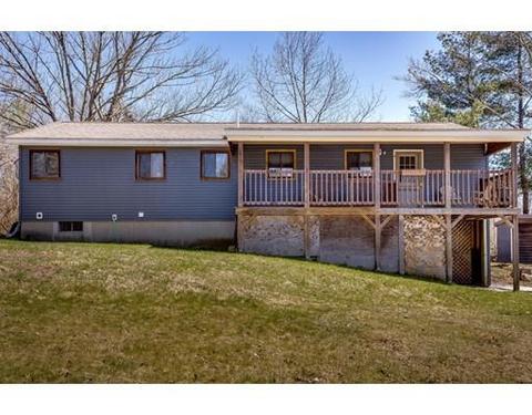 4 Browns Brook Rd, Webster, MA 01570 photo 2