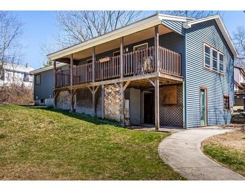 4 Browns Brook Rd, Webster, MA 01570 photo 1