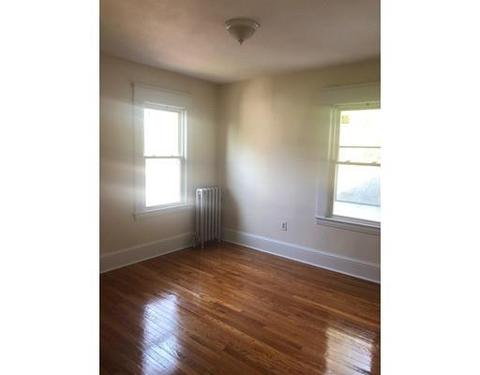 151 Woodside Ter, Springfield, MA 01108 photo 7