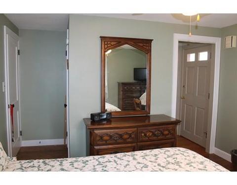 55 Gillette Cir, Springfield, MA 01118 photo 17