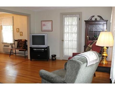 55 Gillette Cir, Springfield, MA 01118 photo 11