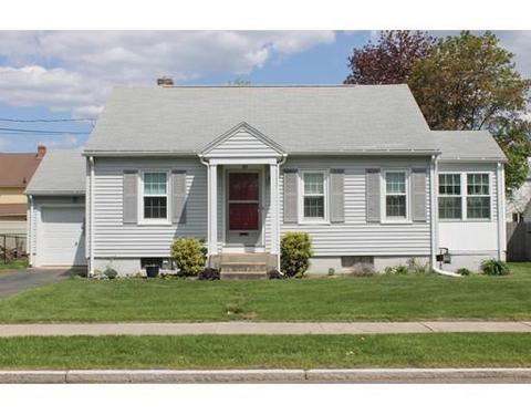 55 Gillette Cir, Springfield, MA 01118 photo 1