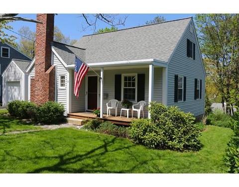 21 Governor Andrew Rd, Hingham, MA 02043 photo 1