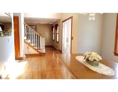 24 Taft St, Upton, MA 01568 photo 4