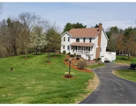 24 Taft St, Upton, MA 01568 photo 1