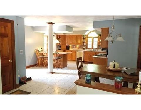 24 Taft St, Upton, MA 01568 photo 6