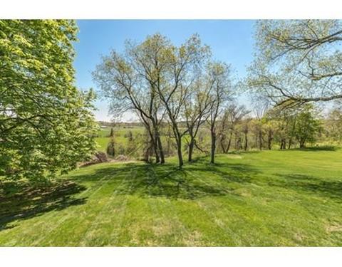 10 Grandview Rd, Danvers, MA 01923 photo 2