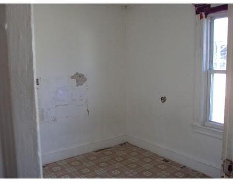 20 Curtis St, Springfield, MA 01119 photo 9