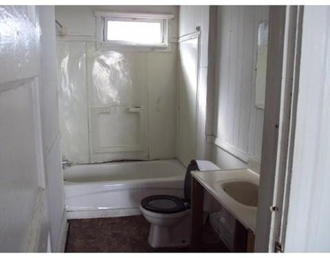 20 Curtis St, Springfield, MA 01119 photo 8