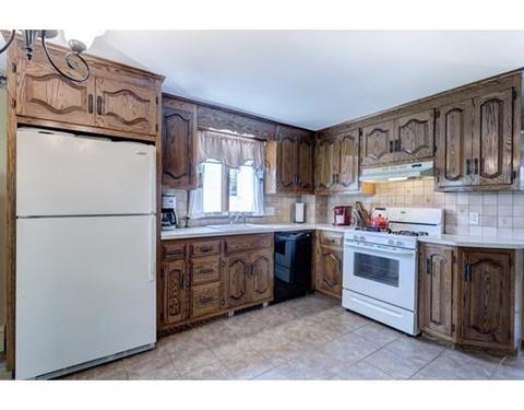 47 Waldo St, Dedham, MA 02026 photo 15