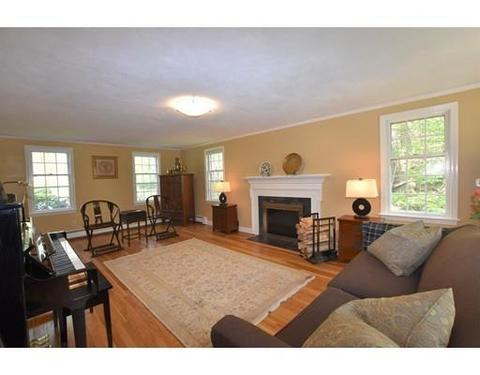37 Rolling Ln, Dover, MA 02030 photo 5