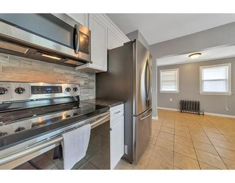 353 Dorset St, Springfield, MA 01108 photo 17
