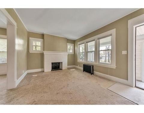 353 Dorset St, Springfield, MA 01108 photo 6