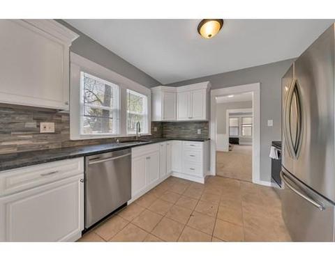 353 Dorset St, Springfield, MA 01108 photo 1
