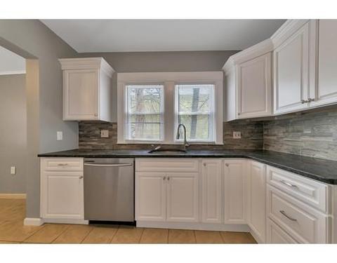 353 Dorset St, Springfield, MA 01108 photo 3