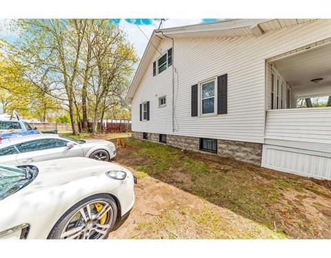 353 Dorset St, Springfield, MA 01108 photo 24