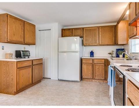 8 Beach Rd, Gloucester, MA 01930 photo 12