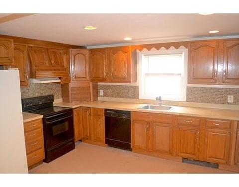 29 5th Ave, Worcester, MA 01607 photo 2