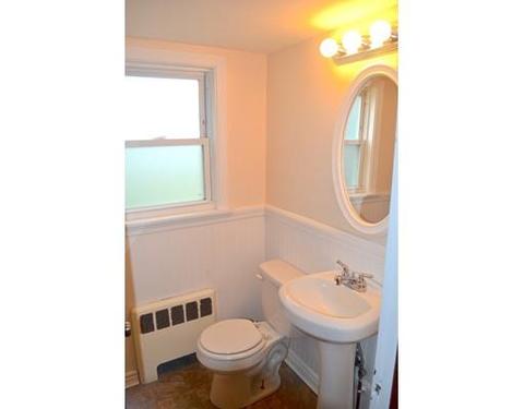 29 5th Ave, Worcester, MA 01607 photo 3