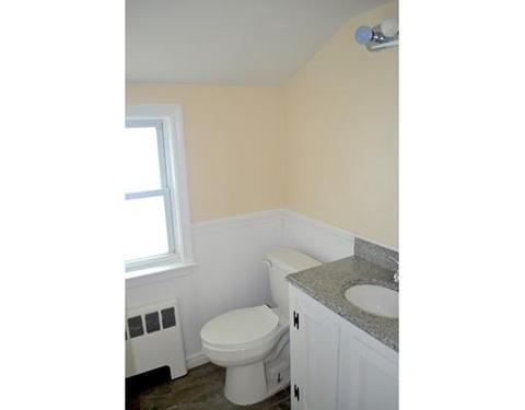 29 5th Ave, Worcester, MA 01607 photo 5