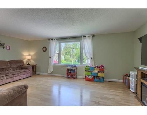 156 Salisbury St, Dracut, MA 01826 photo 11