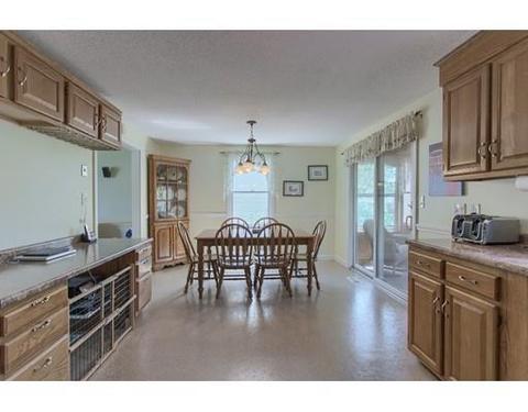 156 Salisbury St, Dracut, MA 01826 photo 6