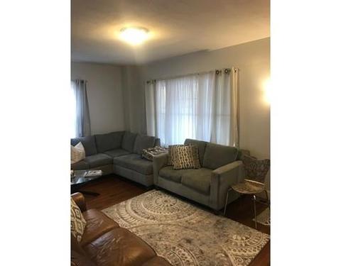 104 Eustis Ave, Lowell, MA 01850 photo 5