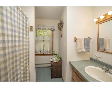 19 Temple Pl, Fairhaven, MA 02719 photo 25