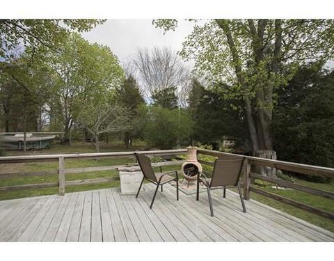 19 Temple Pl, Fairhaven, MA 02719 photo 4
