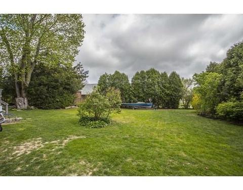 19 Temple Pl, Fairhaven, MA 02719 photo 5