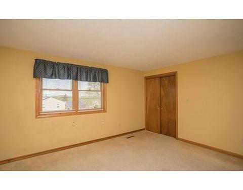 554 Joseph Dr, Fall River, MA 02720 photo 17