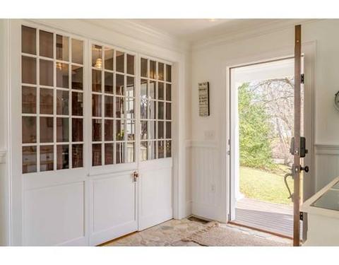 9 E Bay Rd, Osterville, MA 02655 photo 3